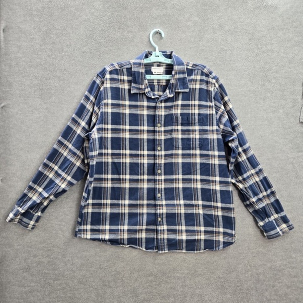 GAP Men Button Up Shirt XL Blue Plaid Flannel Long Sleeve Cotton Collared Pocket